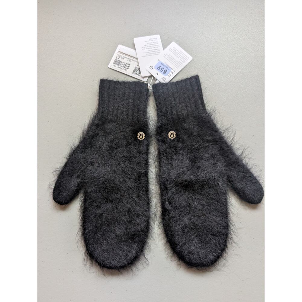 NWT Lululemon Women's Fuzzy Cashmere Mittens Size XS/S Black